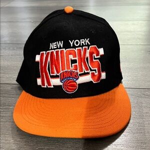 New York Knicks Snapback  - Black and Orange